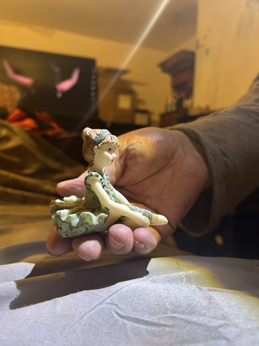 Small ballerina figurine - small,