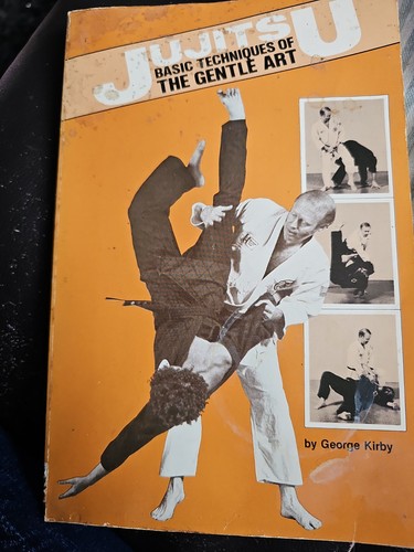 Jujitsu basic techniques of - -,