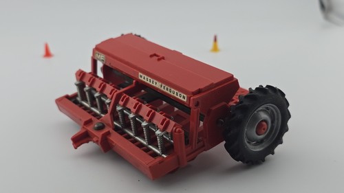 Britains massey ferguson multi - ferguson,