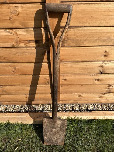Stunning vintage spear - stunning, &