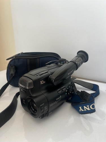 Sony ccd tr303e video camera - ccd-tr303e,