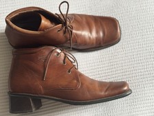 Pikolinos Women’s Tan
