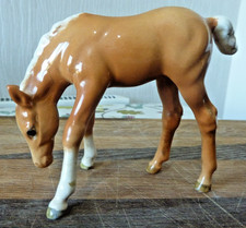 Beswick Palomino Grazing Foal