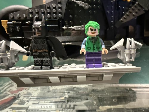 Lego super heroes batmobile - lego,