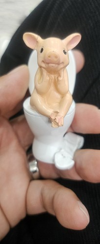 New cute toilet - new, statue