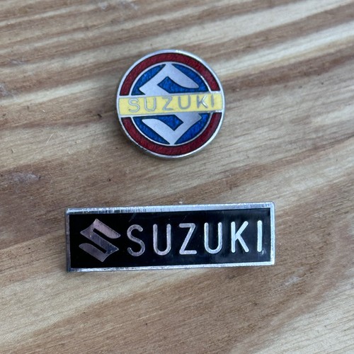Vintage suzuki enamel - suzuki, badge