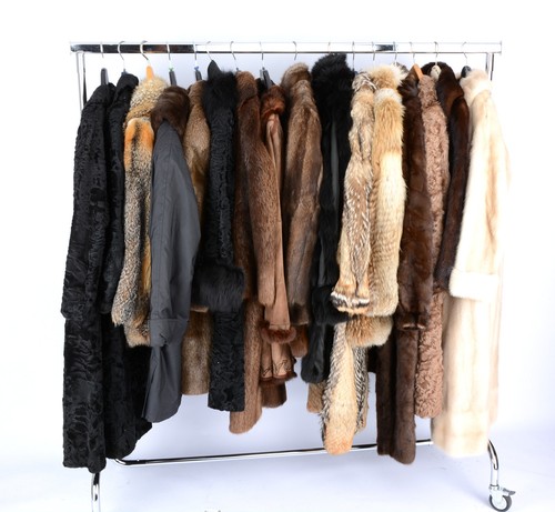 Real fur coat lot mink - fur,