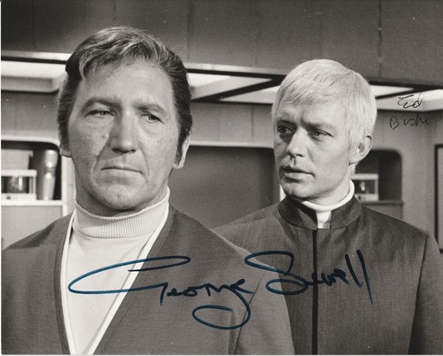 Ufo signed photo - -, 8"