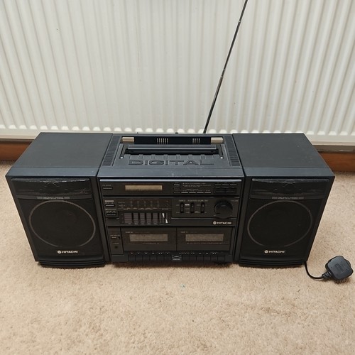 Hitachi w600er boombox - hitachi,