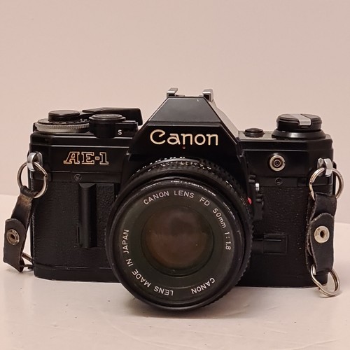 Canon camera fd 50mm - &,
