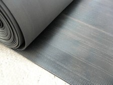 Fine ribbed rubber matting - rubber,