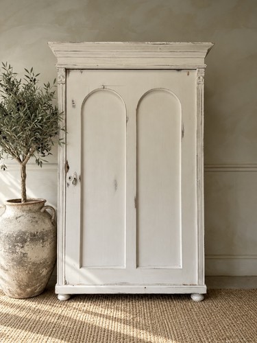 Antique dutch rustic farmhouse - dutch,