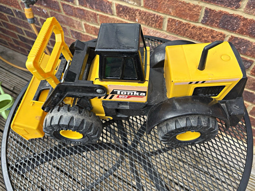 Tonka front loader - front,