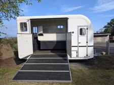 Equi-Trek Show-Treka 2 Horse