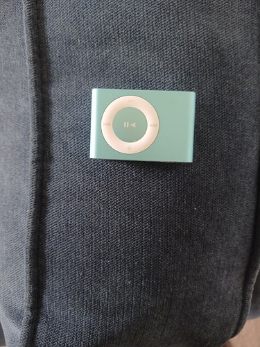 Ipod shuffle - ipod,
