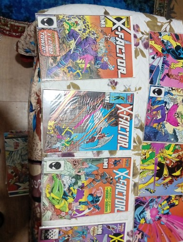Joblot comic books factor - books, x