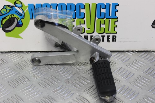Honda nsr 125 footrest hanger - honda,