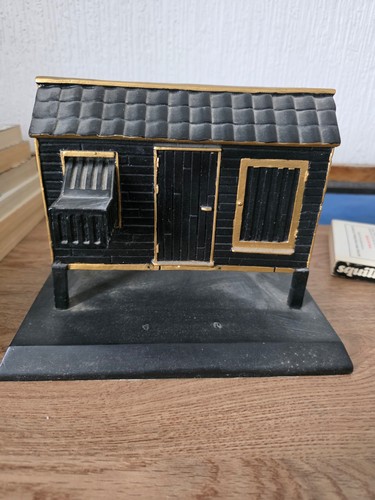 Rare heavy pigeon loft - rare,