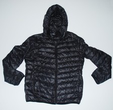 UNIQLO Mens Medium Puffer Jacket Black Ultra Light Down Coat Hooded Warm Winter