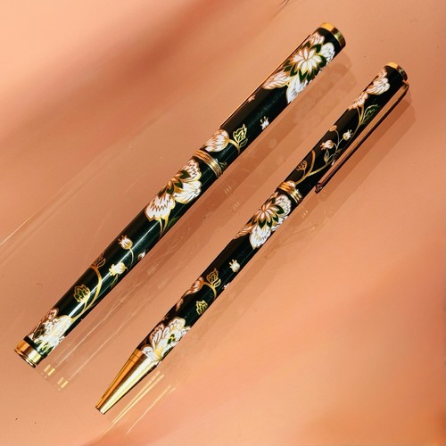 Green gold white enamelled - gold, &