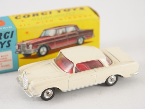1962 corgi 230 - 1962, no.