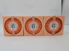 3 X Roger & Gallet Oeillet