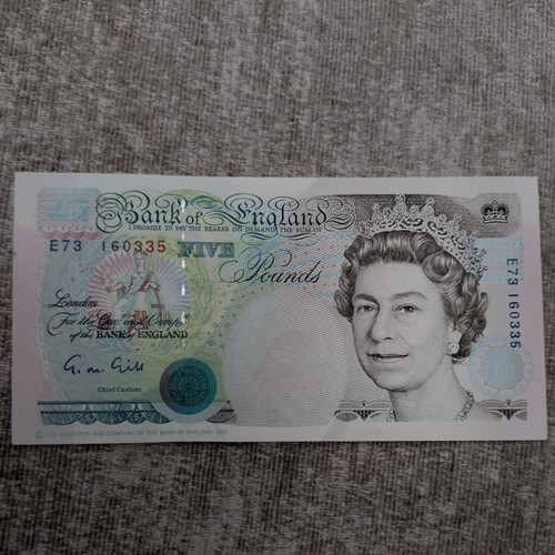 England 2002 five pounds - england, queen