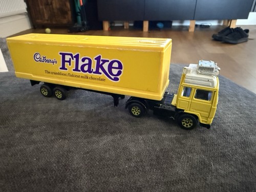 Corgi volvo fh12 truck and - corgi,