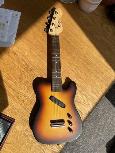 Laka electric concert ukulele - laka,