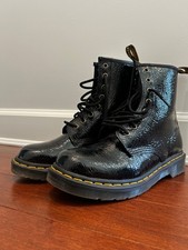 Dr. Martens 1460 Distressed