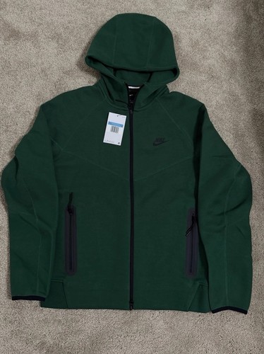 New nike tech fleece - new,