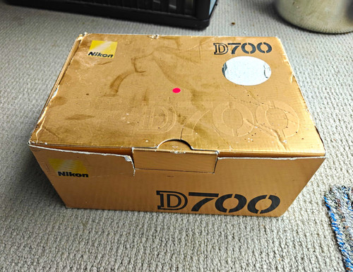 Nikon d700 series - d700,