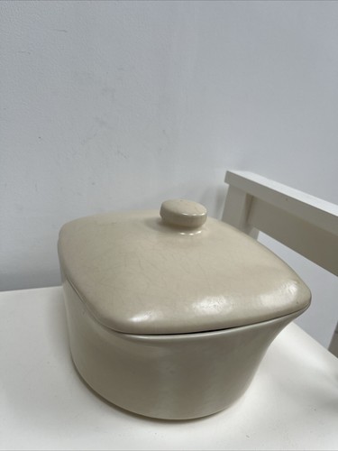 Cream off white ceramic - off,