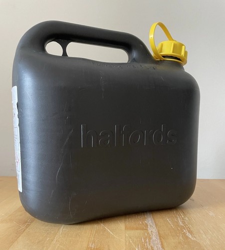 Black plastic jerry - 5l,
