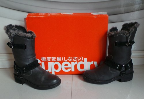 Boxed superdry fur lined - fur, real