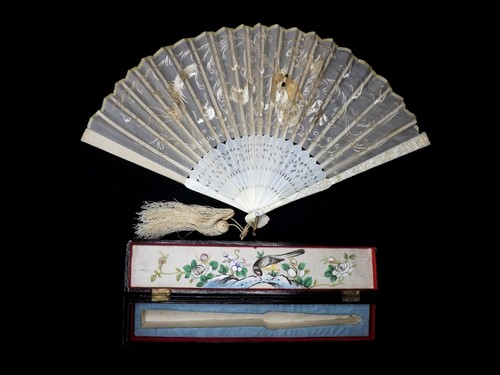 Antique canton fan chinese - antique,