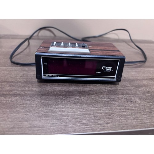 Vintage cosmo time wood grain - vintage,