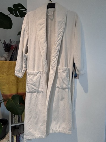 White bathrobe 100 - bathrobe, 100%