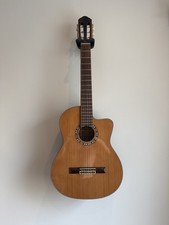 Freshman Classical Guitar -