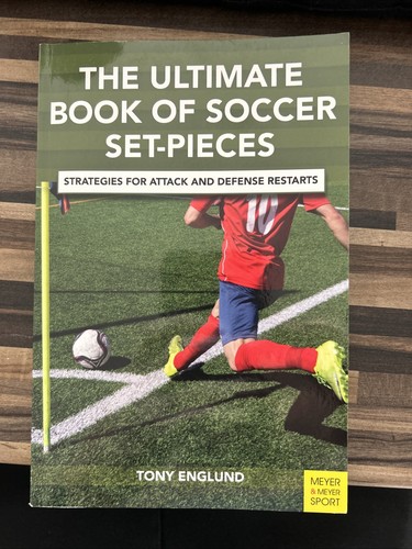 Ulitmate book soccer - ulitmate, of