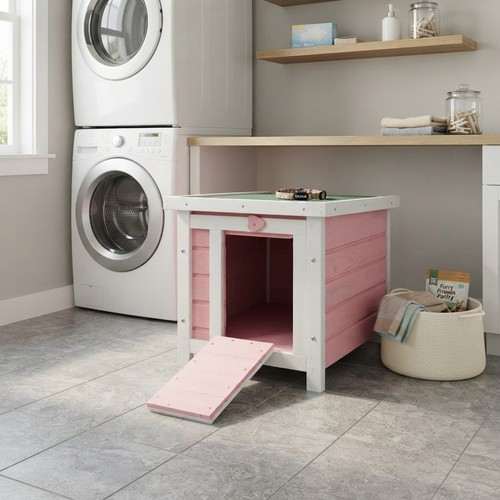 Spacious lockable wooden hide - lockable,