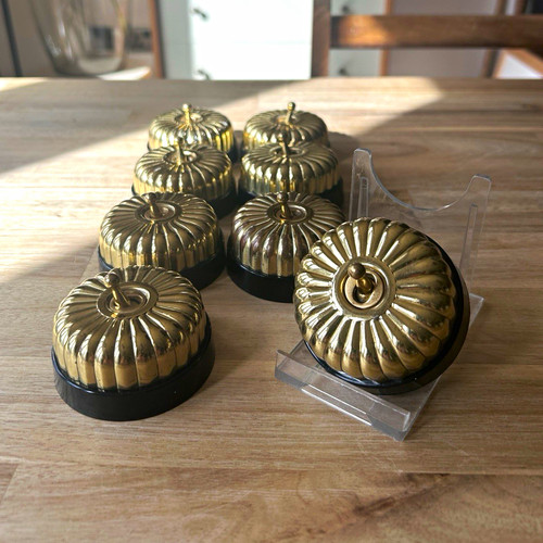 Vintage wandsworth brass - x,