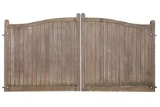 Electric Wooden Gates with Posts & Extras