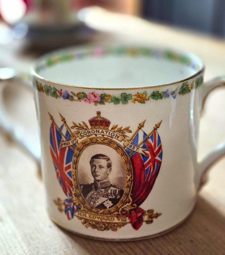 Edward viii coronation mug - viii,