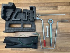 ✅ Genuine Volvo XC90 2003-2014 Tool Kit + Jack Handle + Holder