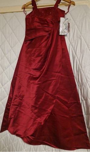 Dress size 8 veromia - size,