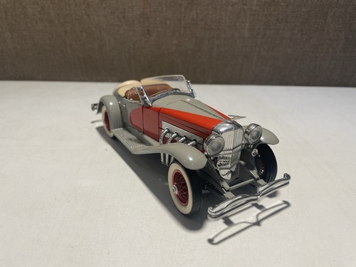 The danbury mint scale - the,