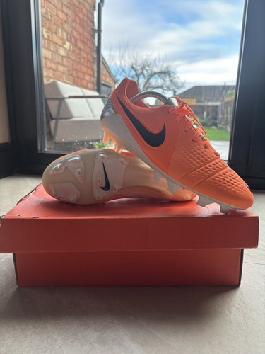 Brand new nike football - brand, boots