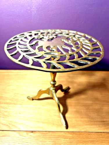 Tall brass trivet - brass, stand