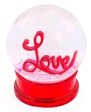 Love Snow Globe Glitter Red